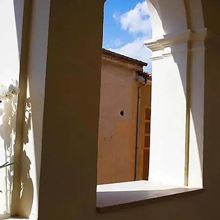 Palazzo Salerno 호텔 *