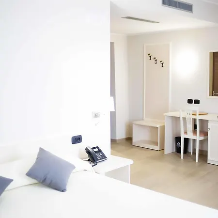 Palazzo Salerno Roggiano Gravina